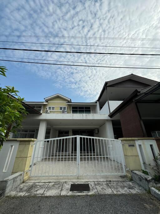 Homestay Bagan Serai Eksteriør bilde